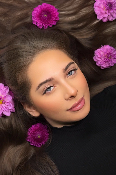 Model mit dem angesagten Medusa Wimpern Effekt in München